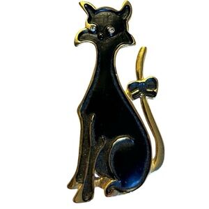 Vintage Black Cat Brooch – Whimsical Elegance with a Touch of Mystery